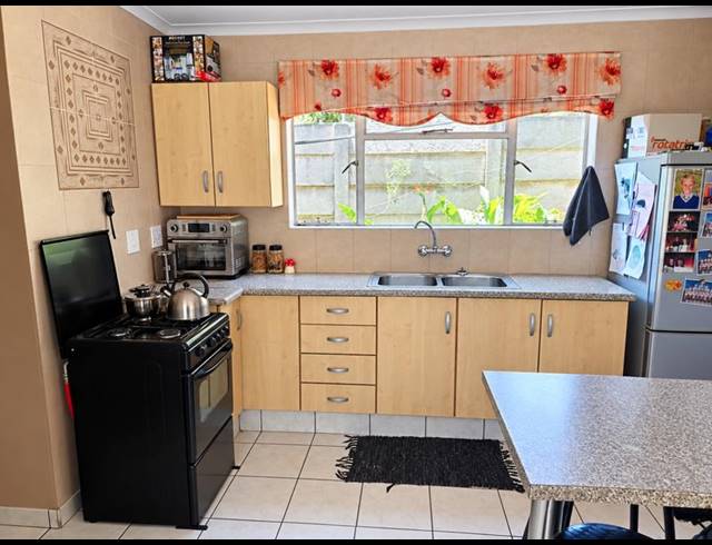 3 BEDROOM HOUSE FOR SALE IN EDLEEN